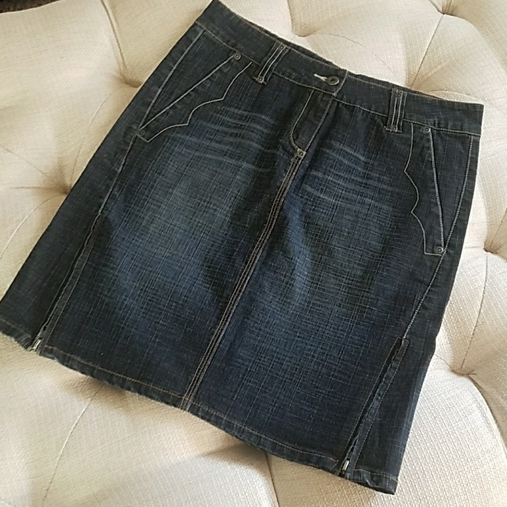 Moto denim skirt